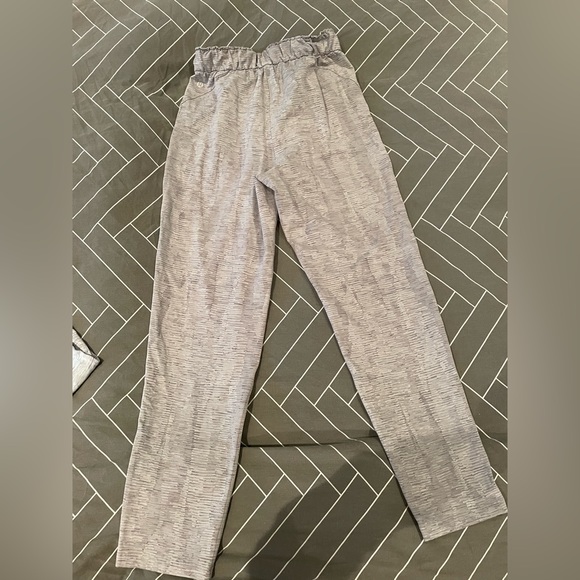 Sz 4 Lululemon Keep Moving 7/8 High Rise Pants - Picture 4 of 6